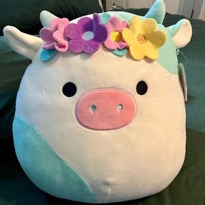 Cow Squishmallow